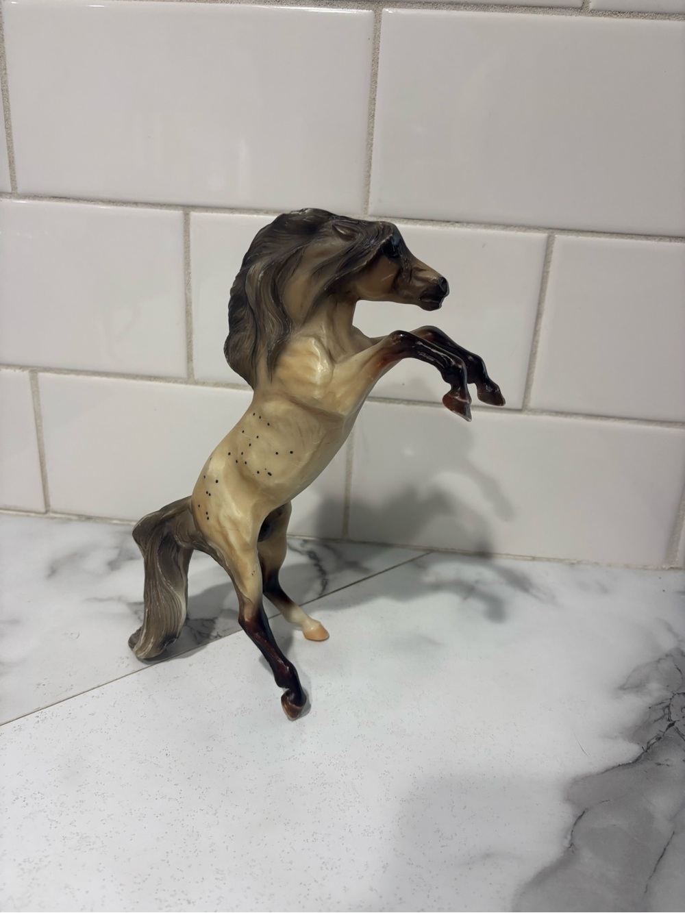 Breyer #4811 Challengers Fighting Mesteno & Sombra Kiger Mustangs 1994-1997